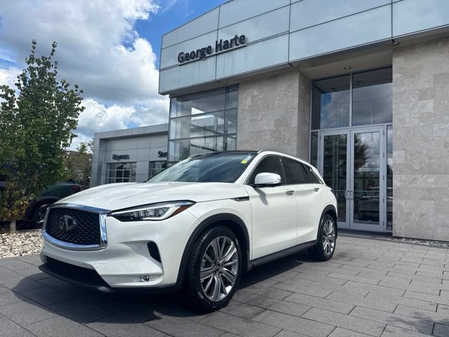 Certified 2022 INFINITI QX50 Sensory AWD/4WD image 4