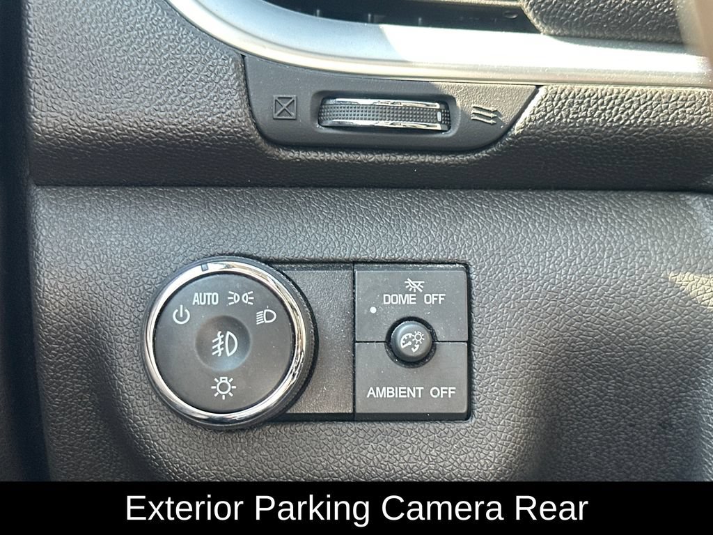Used 2017 Chevrolet Traverse LT FWD image 21
