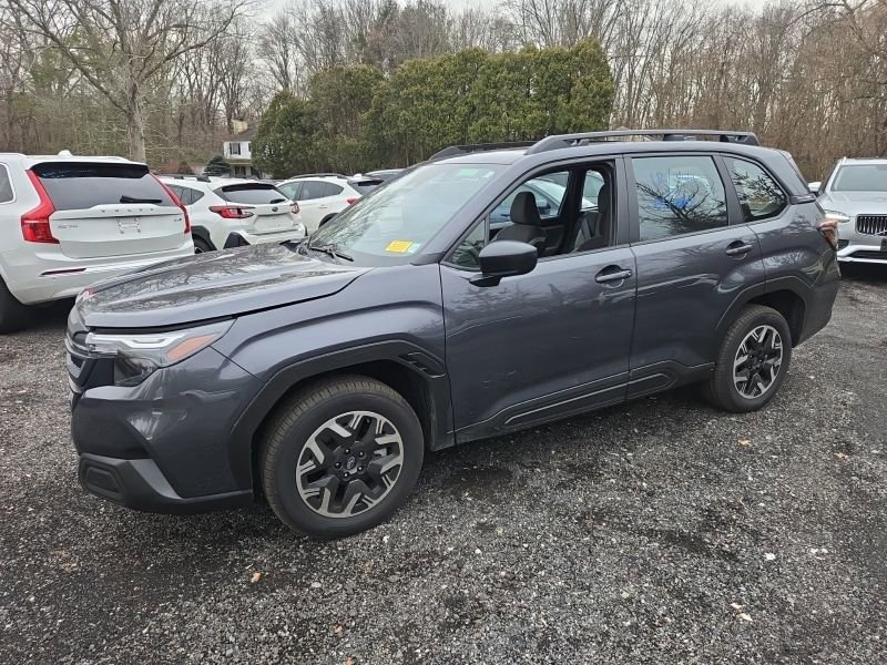 Used 2025 Subaru Forester image 2