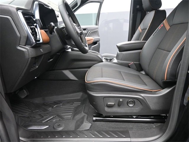 New 2025 GMC Canyon AT4 image 10