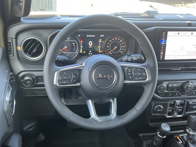 New 2026 Jeep Wrangler Unlimited Sahara AWD/4WD image 18