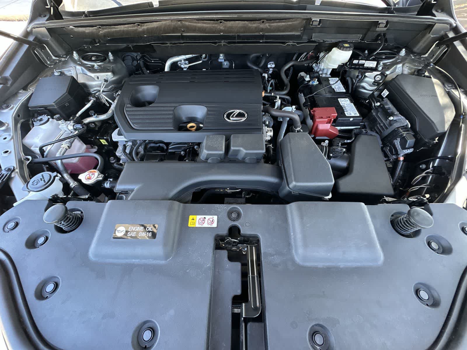 Used 2025 Lexus NX 250 FWD w/ Towing Package (2000 Lbs) image 13