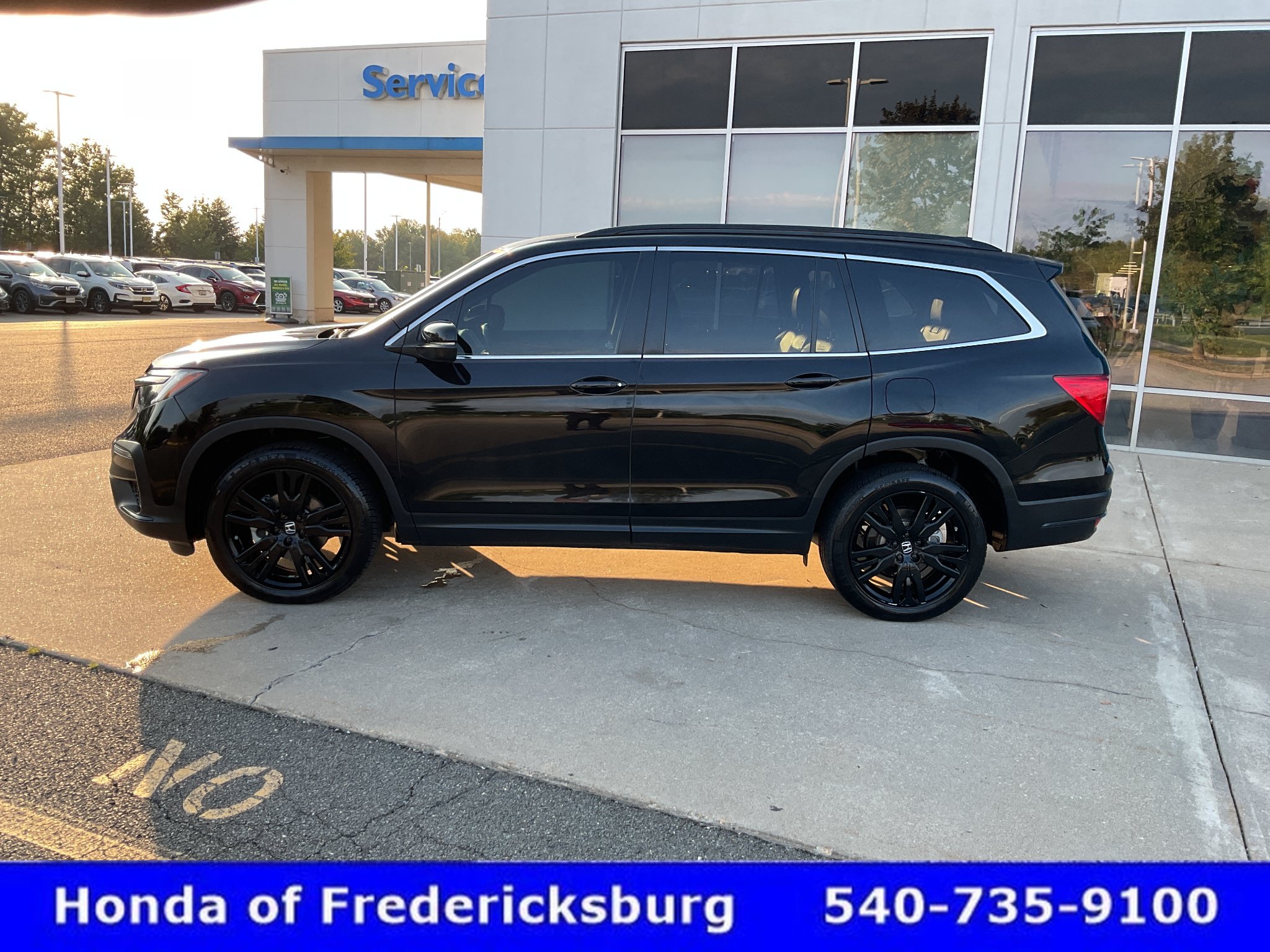 Used 2021 Honda Pilot Special Edition image 3