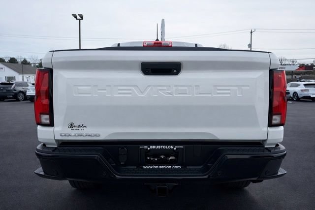 Used 2025 Chevrolet Colorado Z71 AWD/4WD image 10