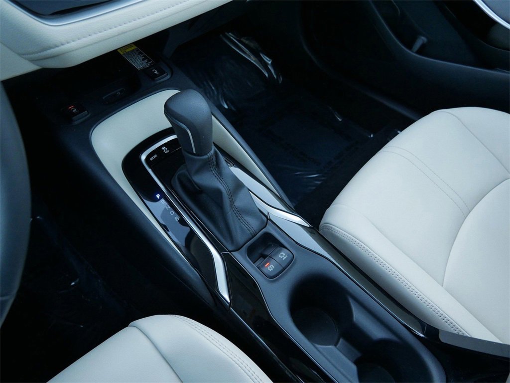 Used 2022 Toyota Corolla XLE image 21