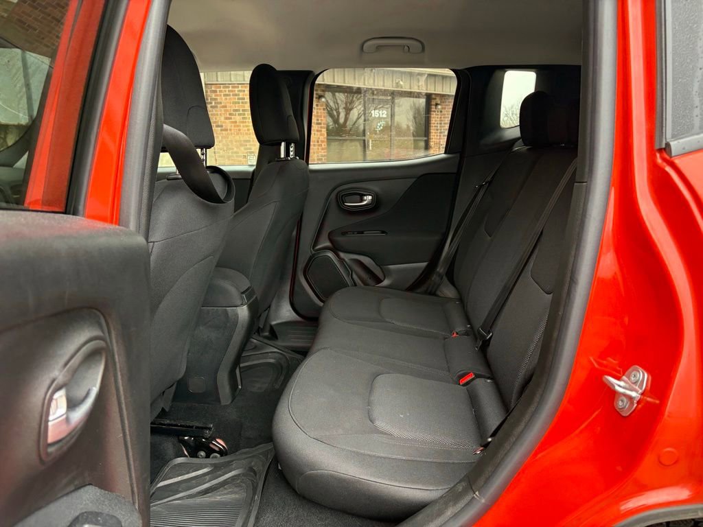 Used 2019 Jeep Renegade Sport image 37