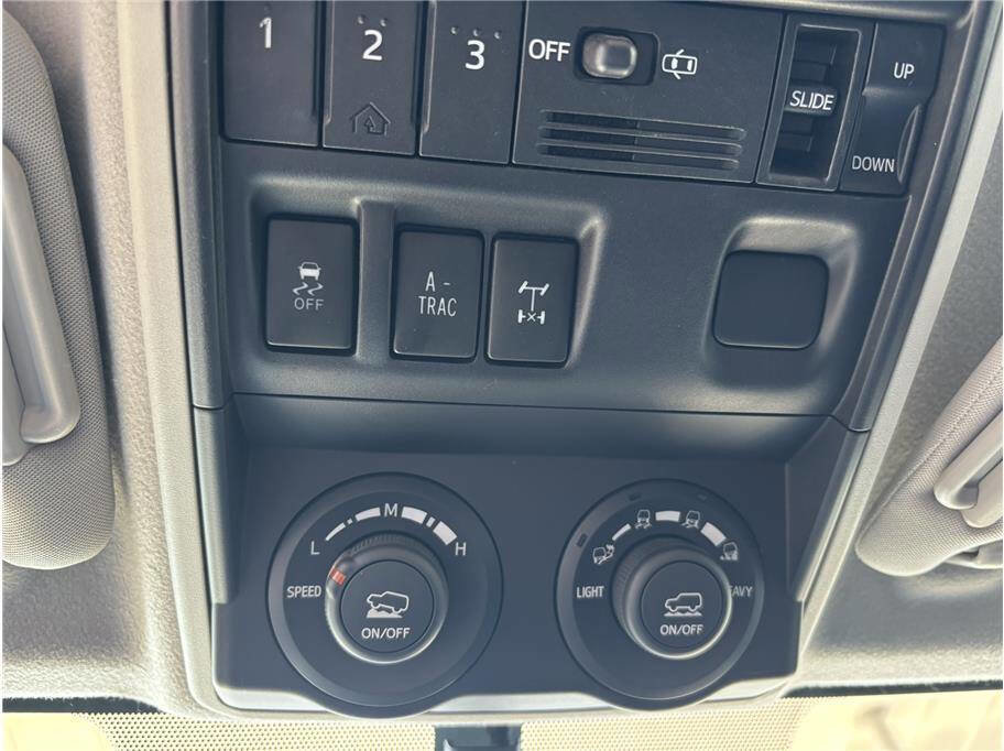 Used 2013 Toyota 4Runner Trail image 18