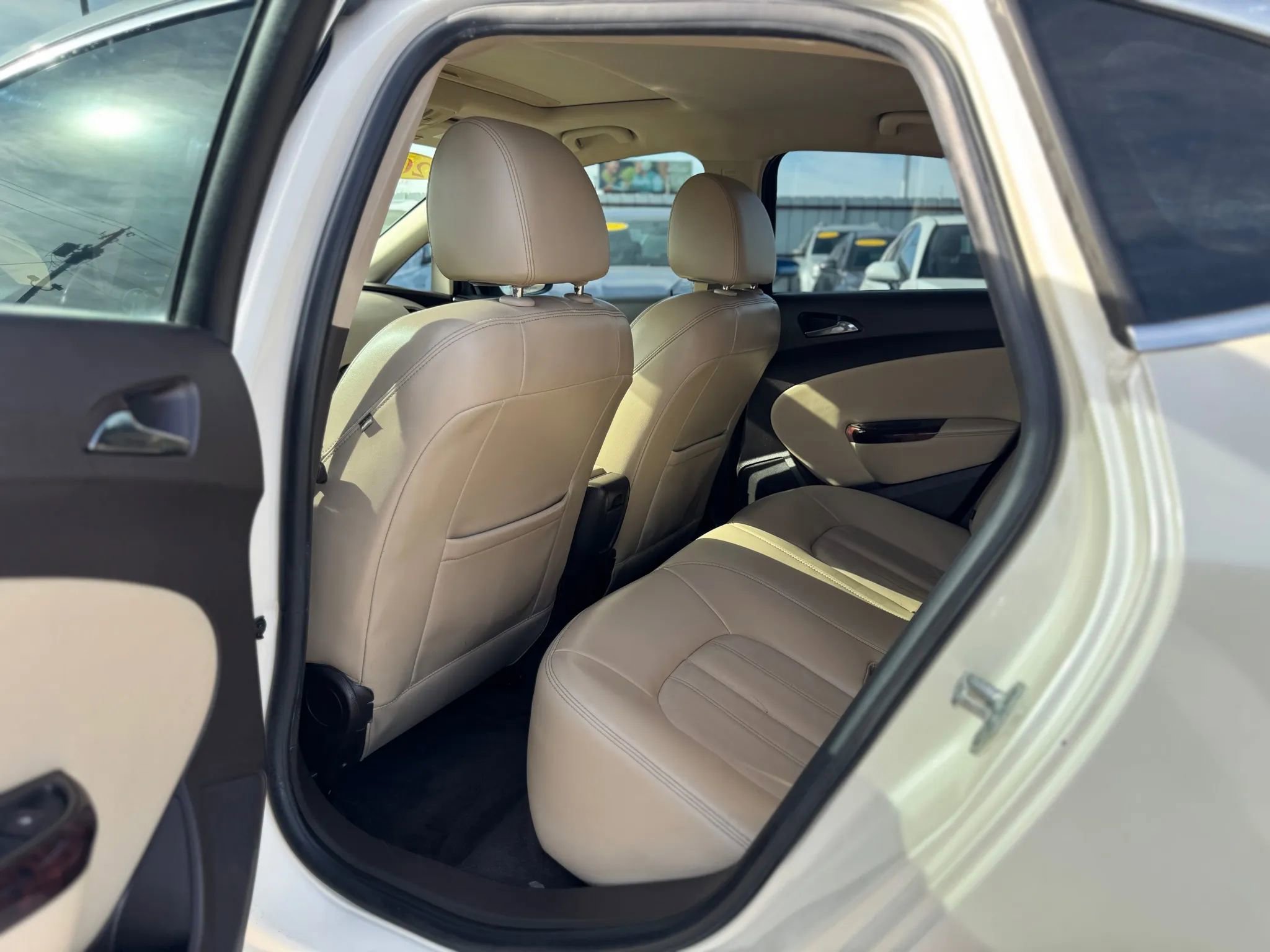 Used 2016 Buick Verano Leather w/ Experience Buick Package FWD image 33