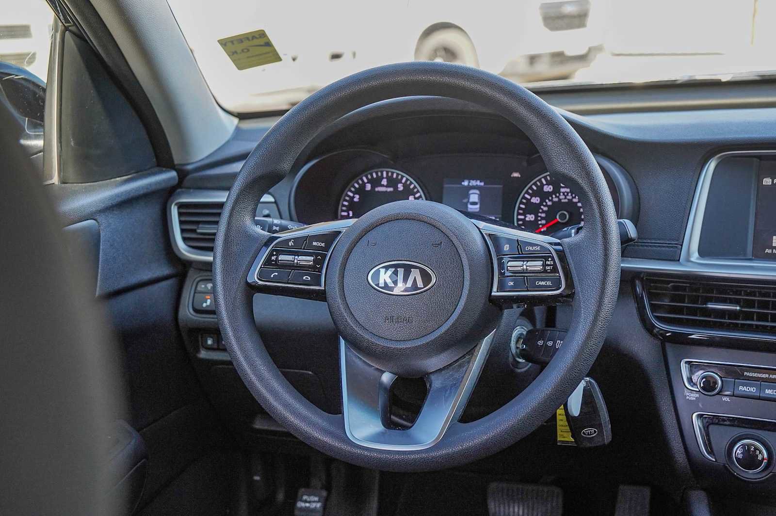 Used 2020 Kia Optima LX image 31