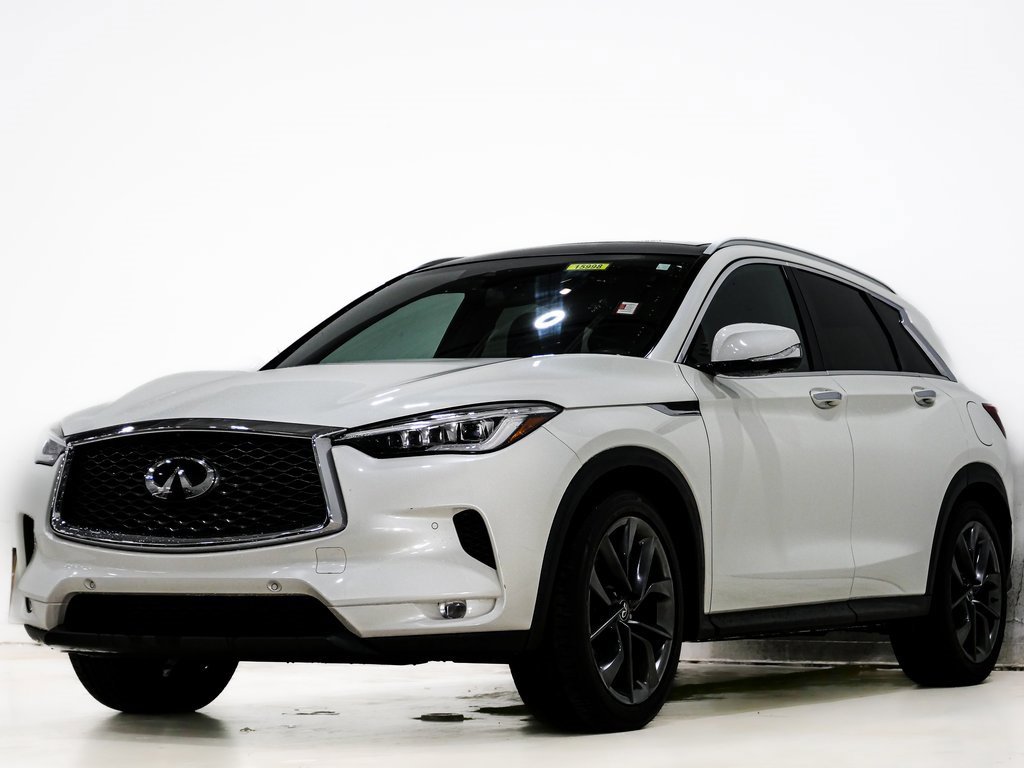 Used 2019 INFINITI QX50 Essential w/ Sensory Package image 3