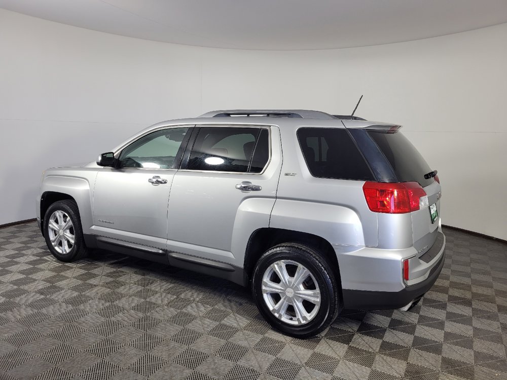 Used 2017 GMC Terrain SLT FWD image 3