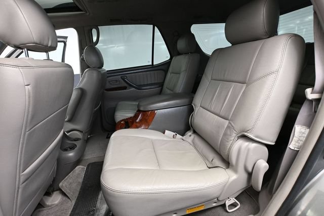 Used 2005 Toyota Sequoia Limited AWD/4WD image 35