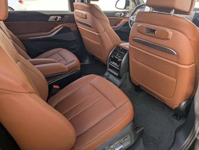New 2027 BMW X7 xDrive40i w/ Executive Package AWD/4WD image 15