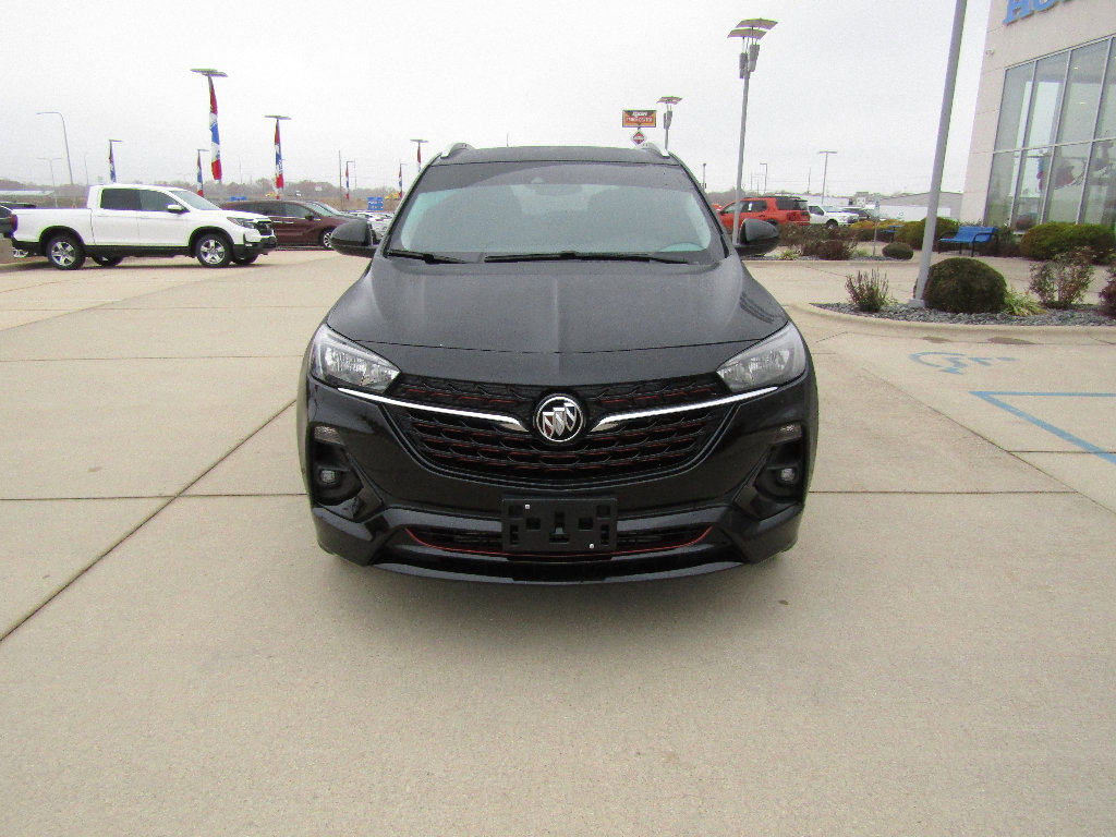 Used 2022 Buick Encore GX Select w/ Sport Touring Package image 2