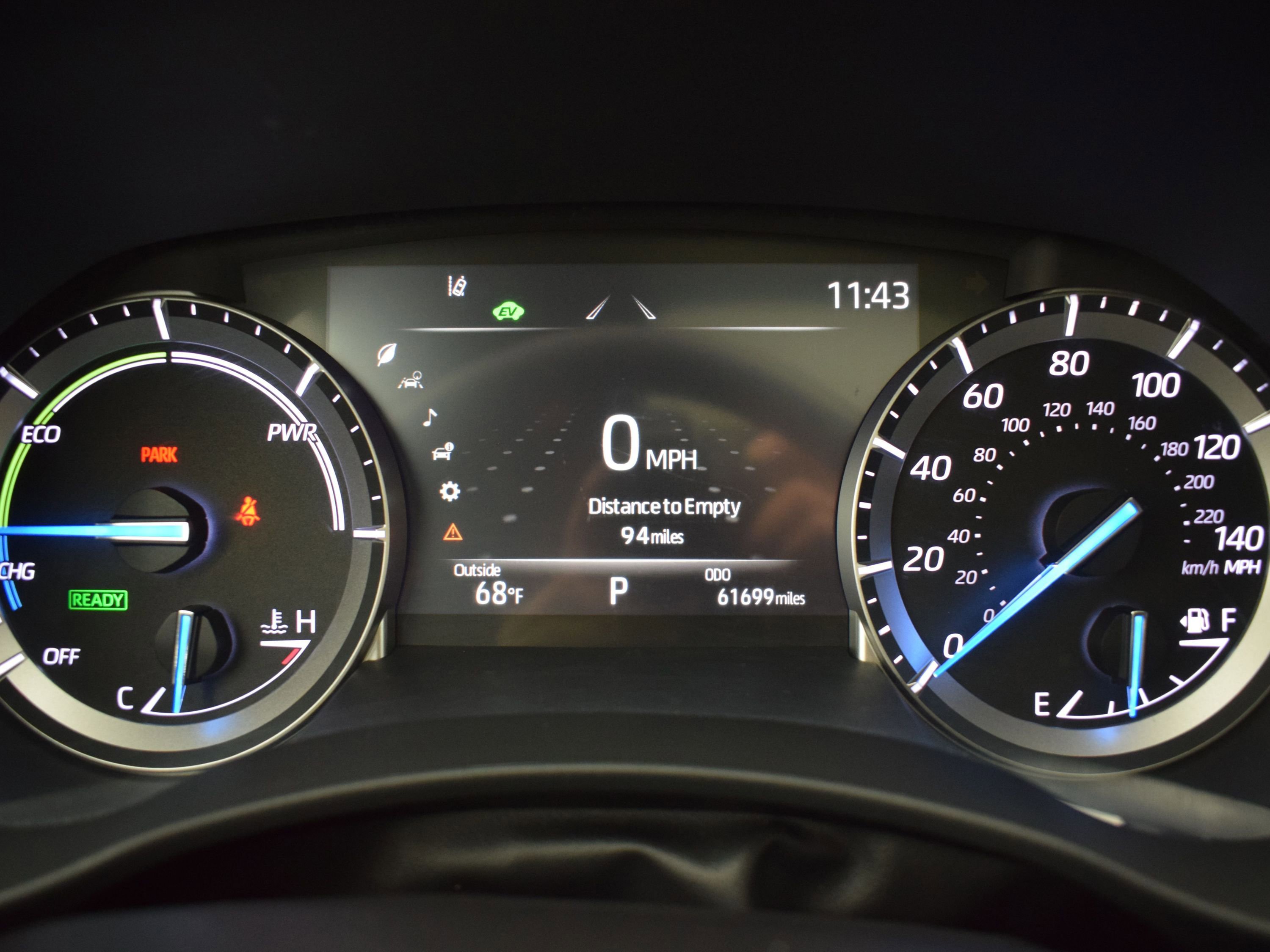 Used 2022 Toyota Highlander XLE AWD/4WD image 19