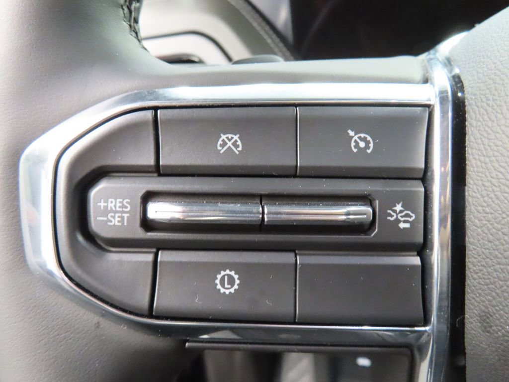 Used 2025 GMC Yukon Denali w/ Sun & Power Step Package image 49