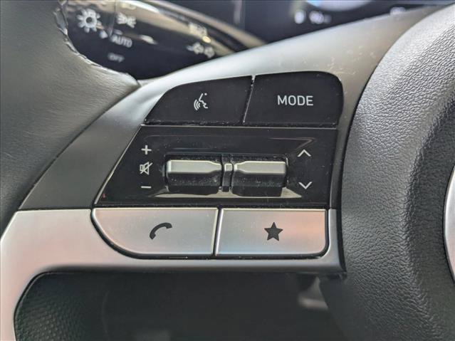Used 2024 Hyundai Elantra SEL w/ Convenience Package FWD image 5