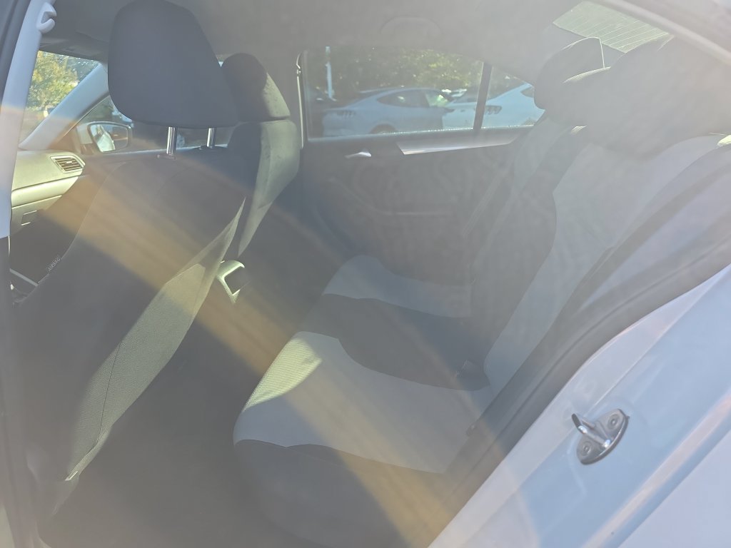 Used 2017 Volkswagen Jetta S w/ Jetta S Cold Weather Package FWD image 16