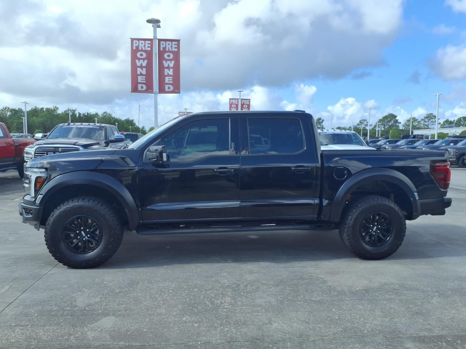 Used 2024 Ford F150 Raptor AWD/4WD image 8