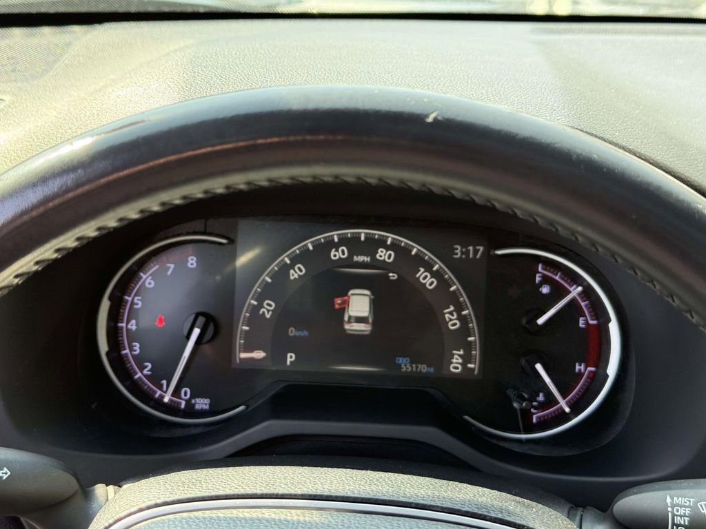 Used 2019 Toyota RAV4 Limited w/ Advanced Technology Package AWD/4WD image 30