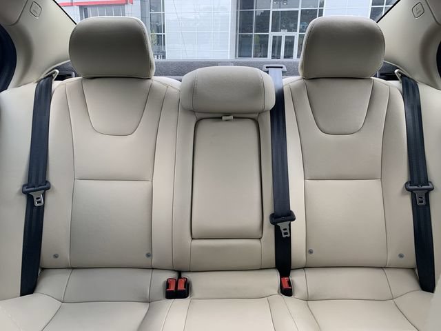 Used 2018 Volvo S60 T5 Dynamic w/ Vision Package FWD image 31