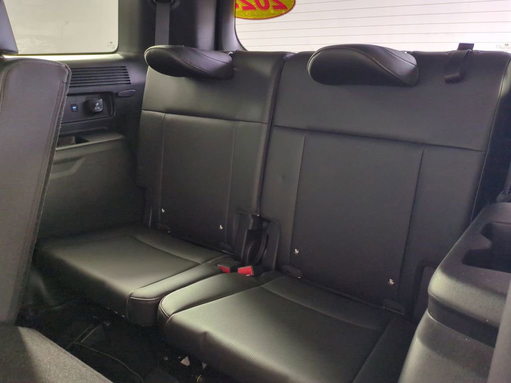 Used 2024 Hyundai Santa Fe Limited image 16