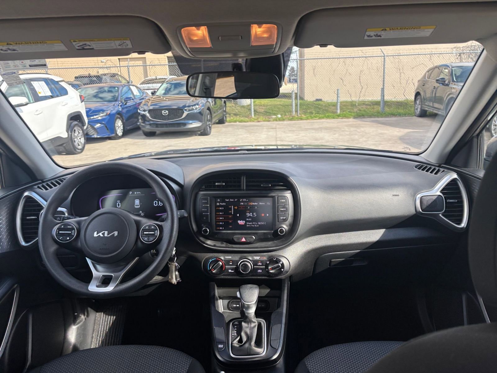 Used 2025 Kia Soul LX w/ LX Technology Package image 31