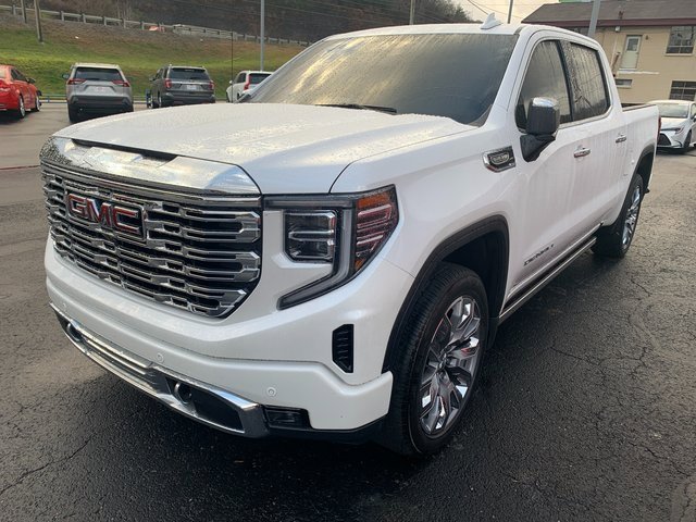Used 2023 GMC Sierra 1500 Denali w/ Denali Reserve Package image 2