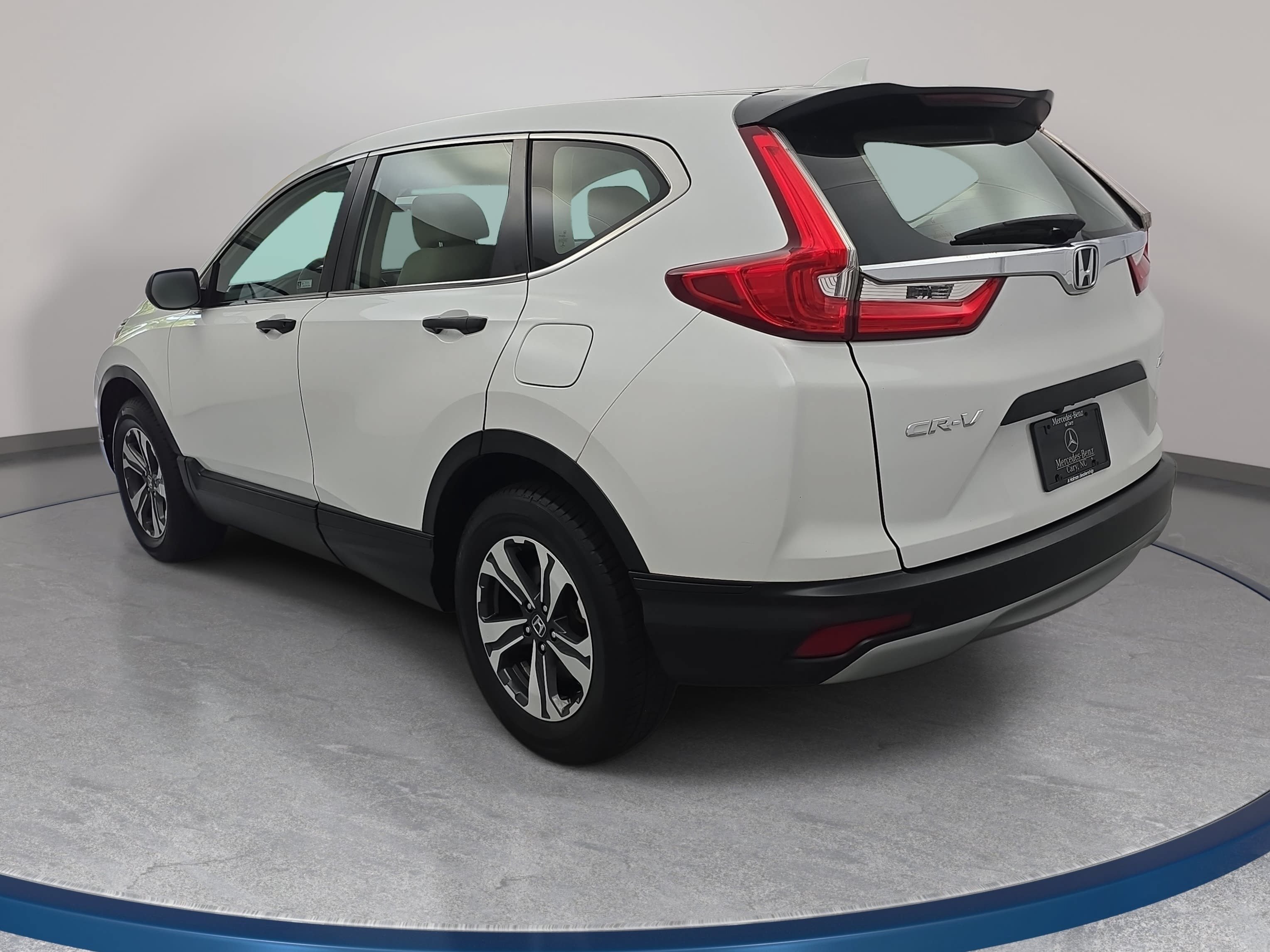 Used 2019 Honda CR-V LX image 7