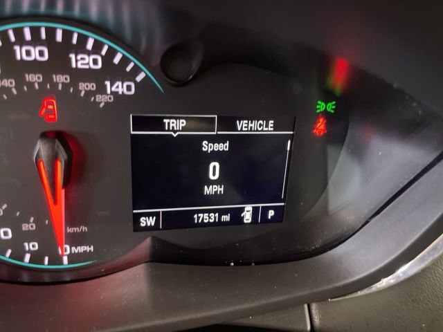Used 2022 Chevrolet Trax LT w/ LT Convenience Package image 21