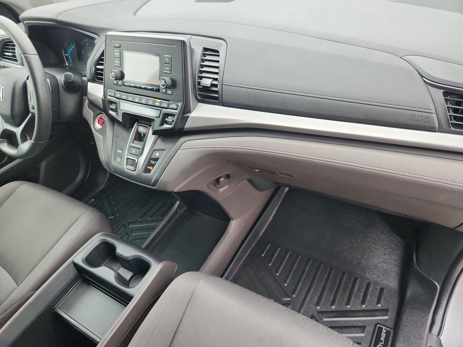 Used 2018 Honda Odyssey LX image 26