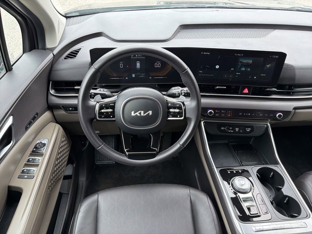 Certified 2025 Kia Carnival EX FWD image 22