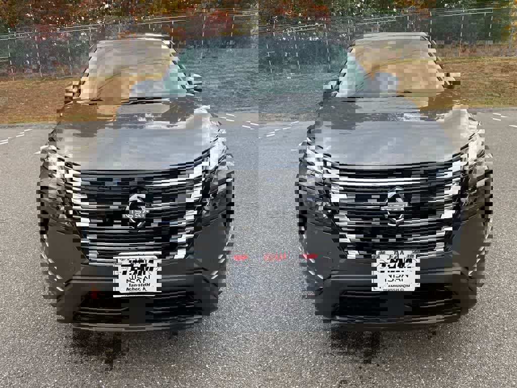 New 2026 Nissan Rogue SV image 2