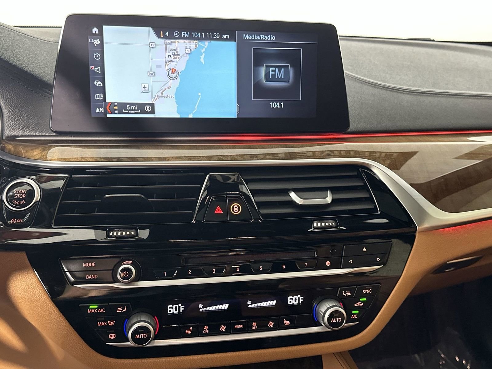 Used 2018 BMW 540i image 21