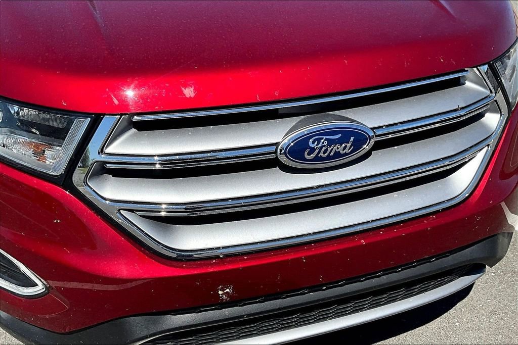 Used 2018 Ford Edge Titanium w/ Equipment Group 301A image 21