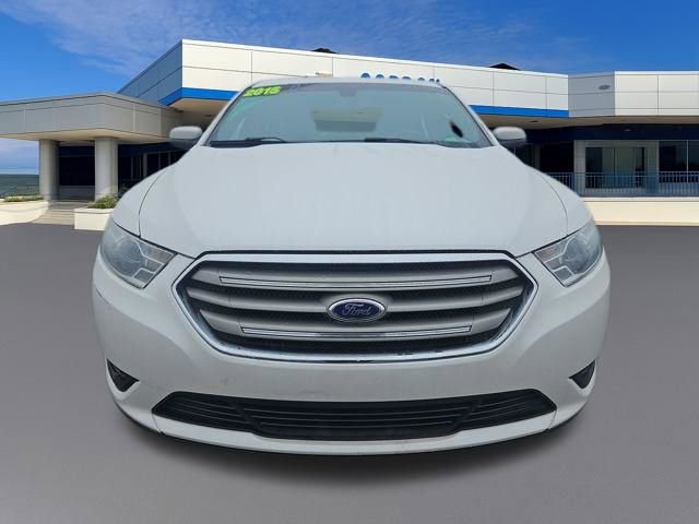 Used 2015 Ford Taurus SEL image 9