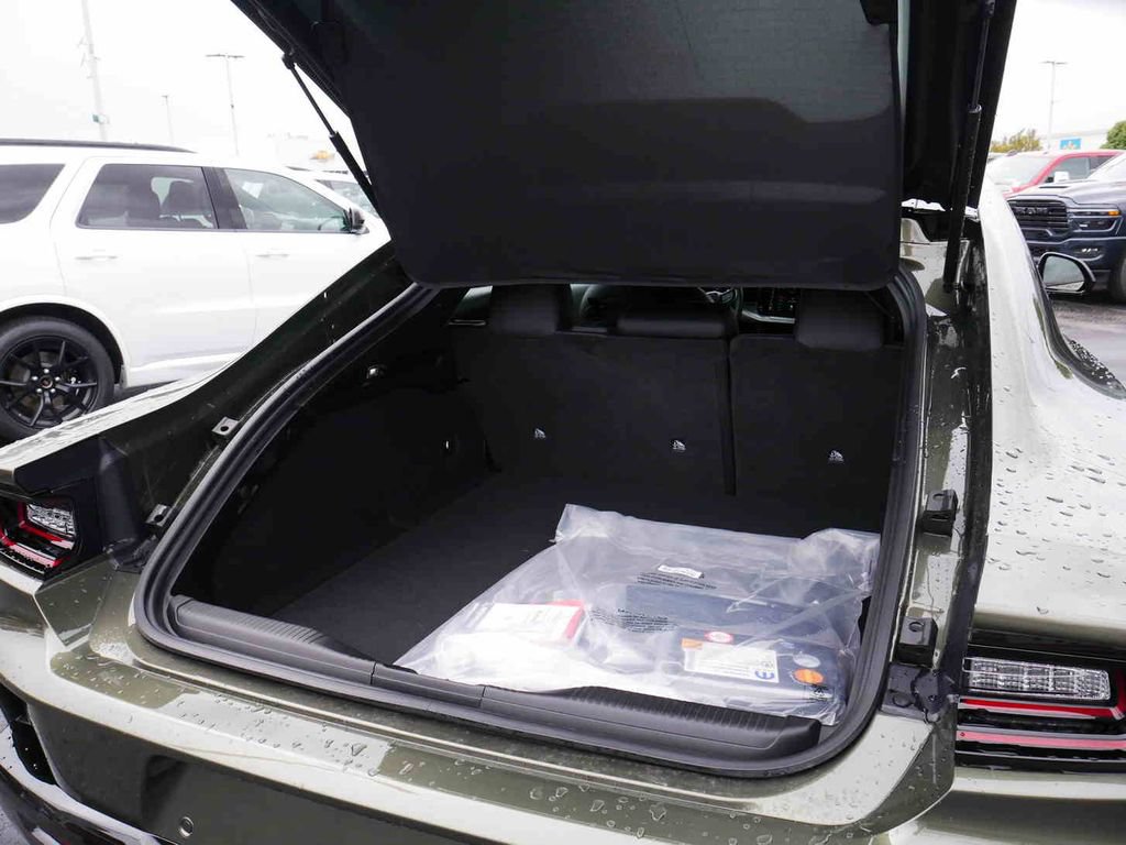 New 2026 Dodge Charger Scat Pack w/ Blacktop Package AWD/4WD image 12
