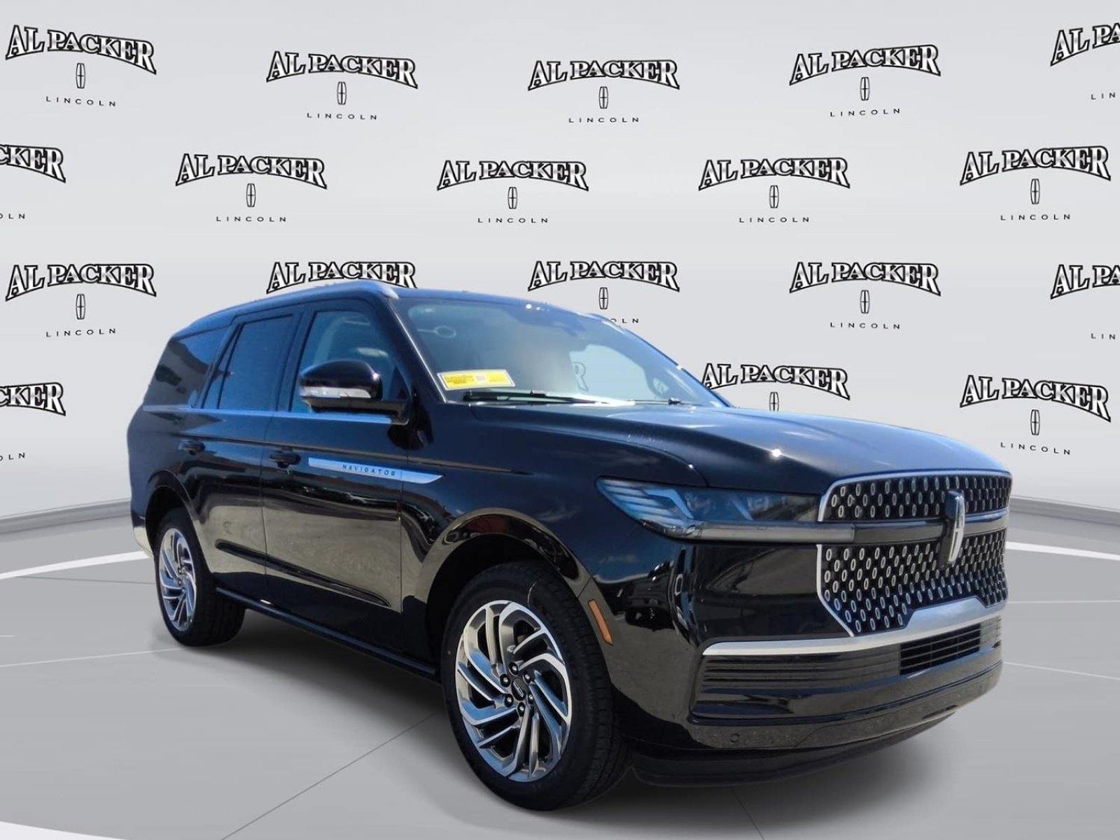 New 2027 Lincoln Navigator Reserve AWD/4WD image 4