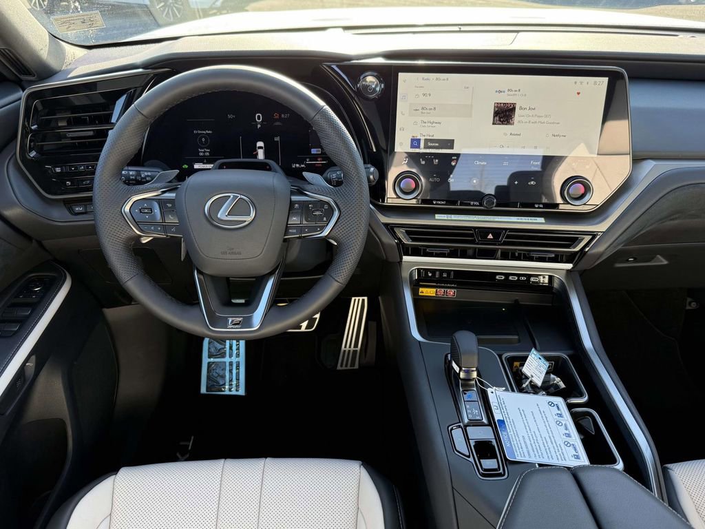 Used 2026 Lexus TX 500h AWD image 8