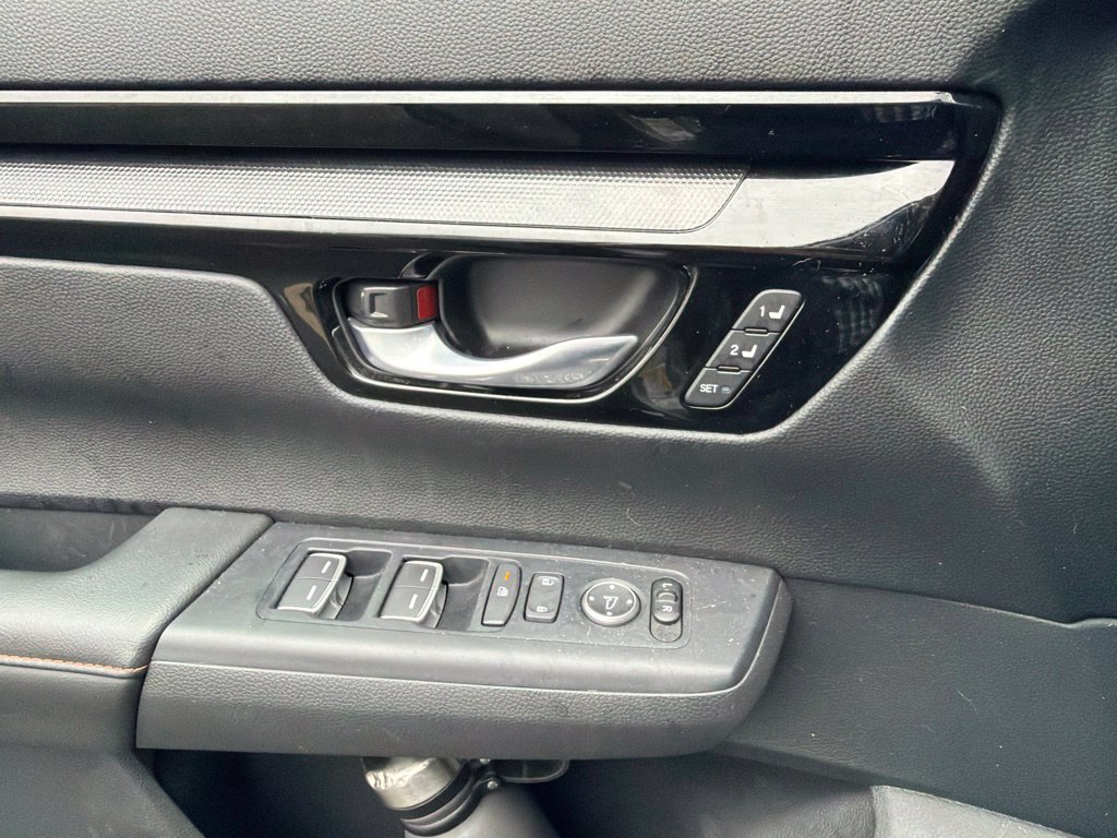 Used 2024 Honda CR-V Sport Touring image 12