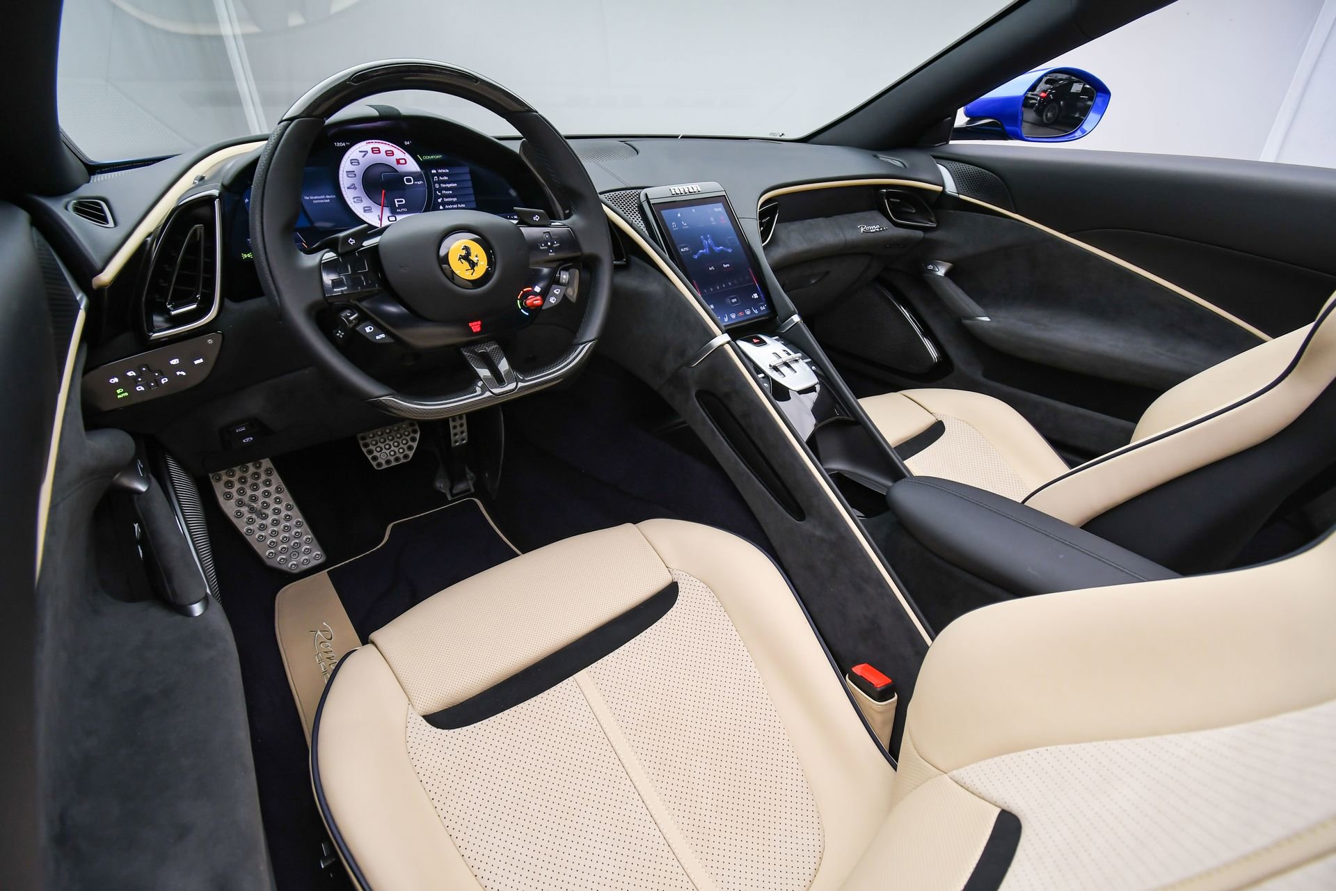 Used 2025 Ferrari Roma Spider image 12