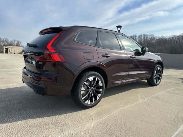 New 2026 Volvo XC60 B5 Plus w/ Climate Package AWD/4WD image 8