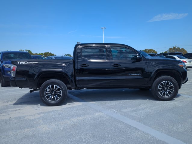 Used 2023 Toyota Tacoma TRD Sport image 4