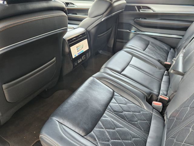 Certified 2022 Jeep Grand Wagoneer Series III w/ Flexible Seating Group AWD/4WD image 31