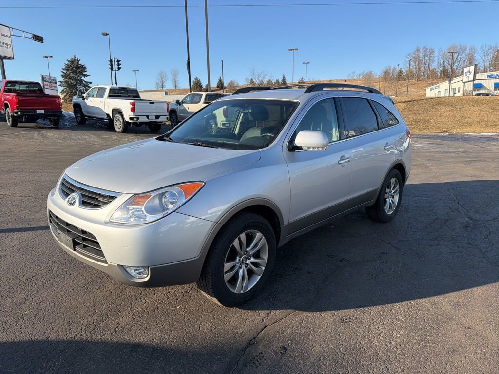 Used 2012 Hyundai Veracruz Limited w/ Entertainment Pkg image 5