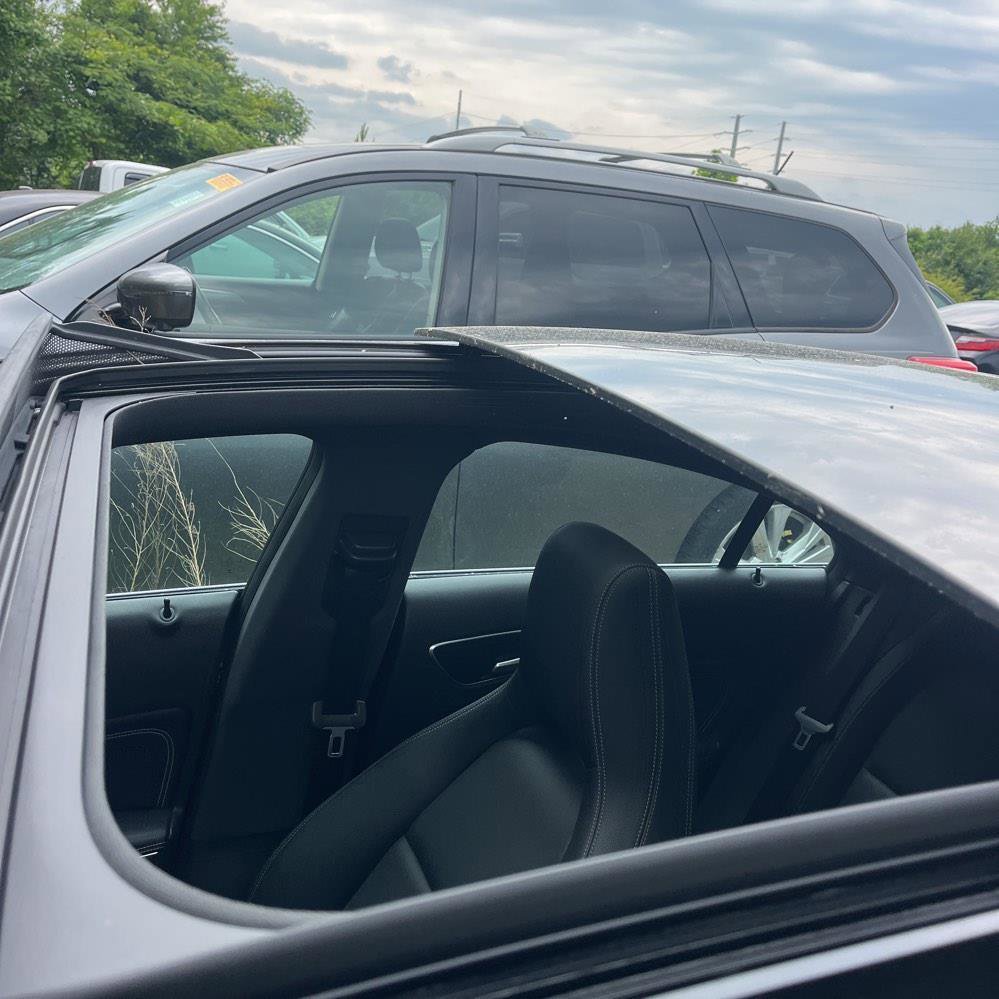 Used 2019 Mercedes-Benz CLA 250 4MATIC image 9