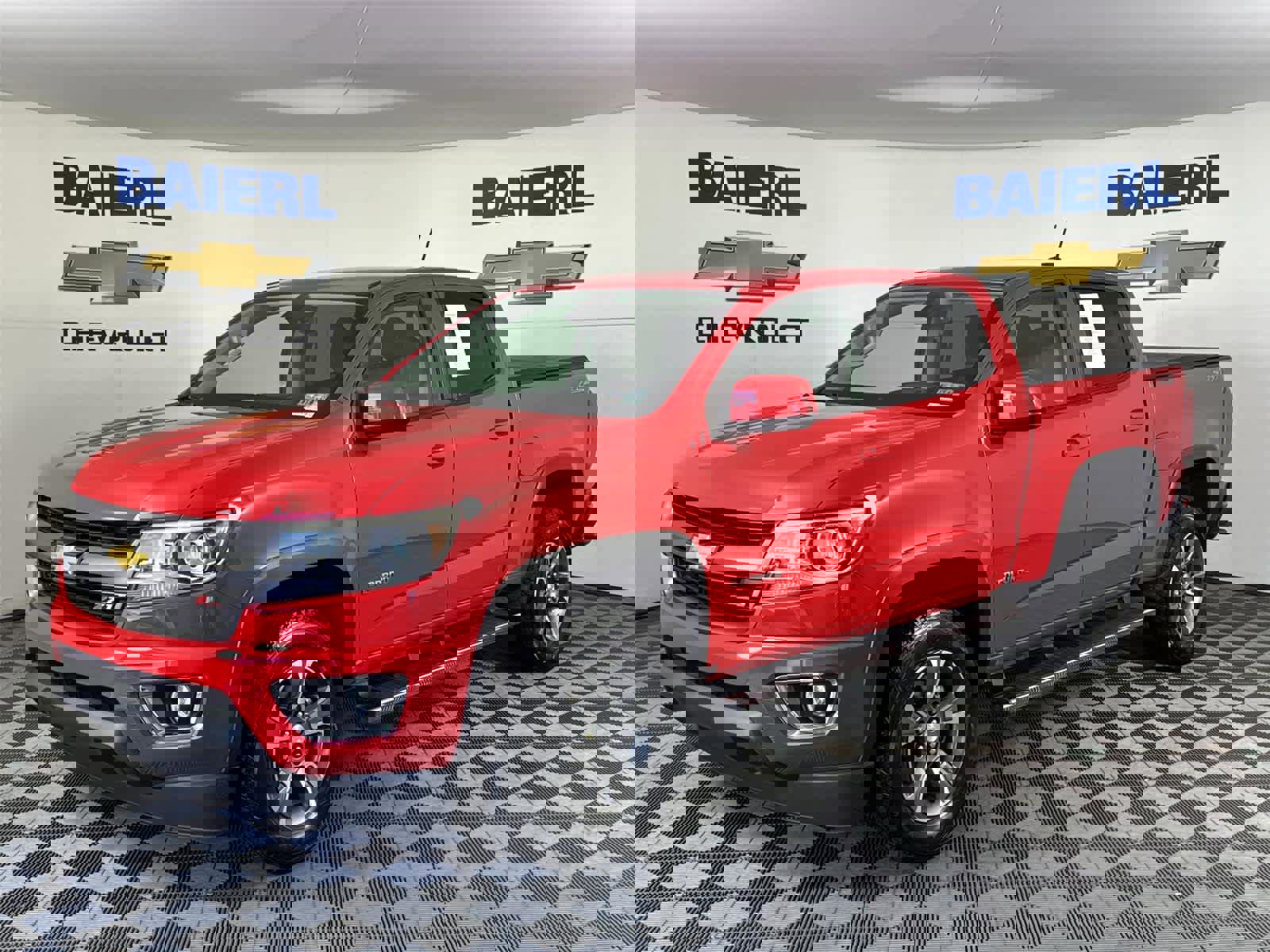 Used 2015 Chevrolet Colorado Z71 AWD/4WD image 1