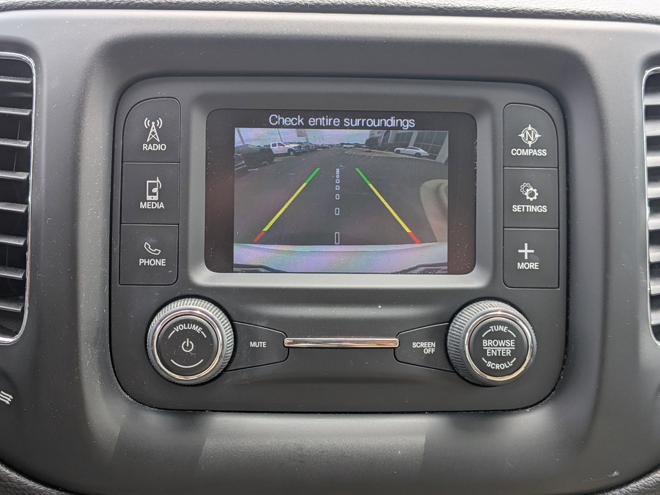 Used 2017 Jeep Compass Sport w/ Cold Weather Group AWD/4WD image 14