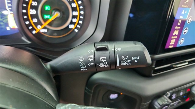 Used 2025 Jeep Wrangler Unlimited Rubicon image 42