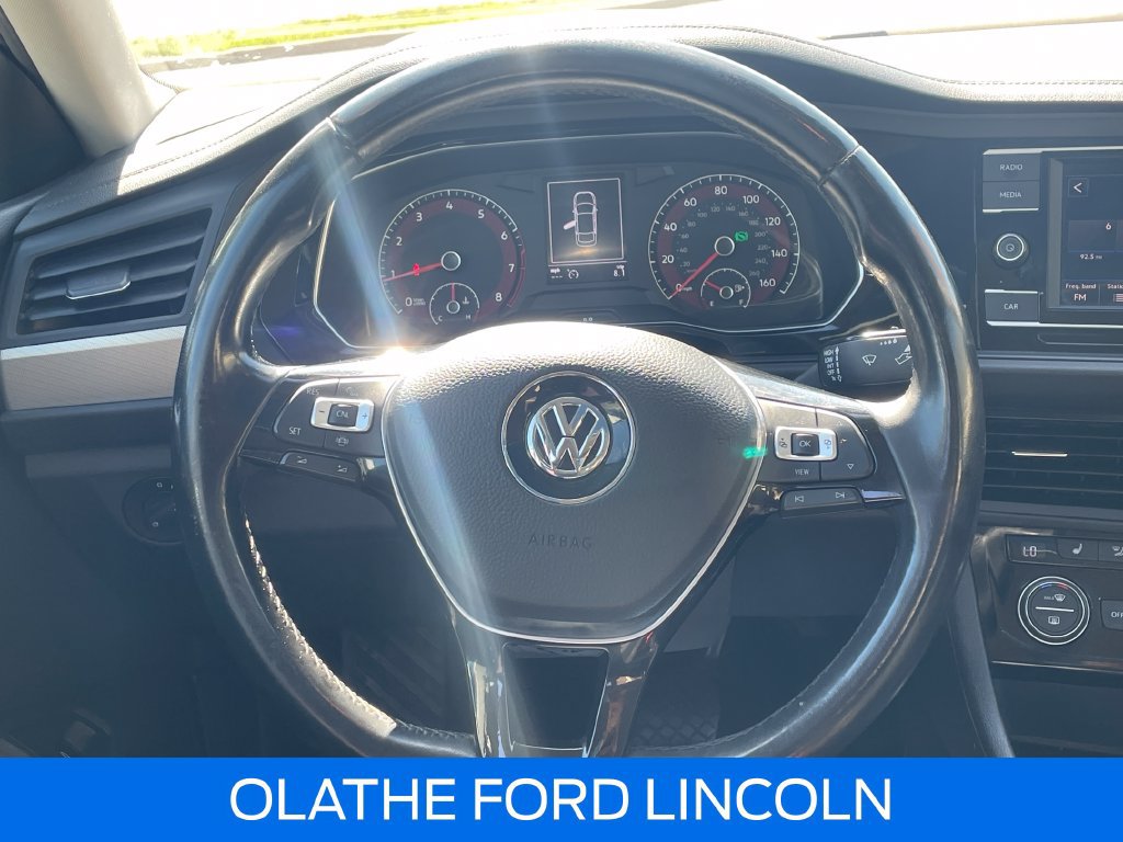 Used 2019 Volkswagen Jetta SE FWD image 17